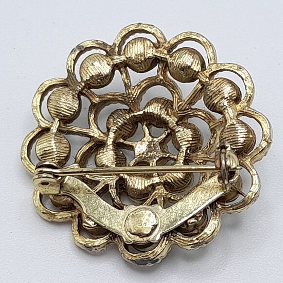 Vintage Small Green Rhinestone Flower Brooch, 1950s, Gold Tone, 1 1/4" - Picture 6 of 9